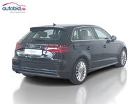 Вид сзади справа