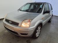 Pogled sprijeda lijevo