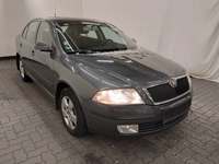 Náhled zpředu zprava