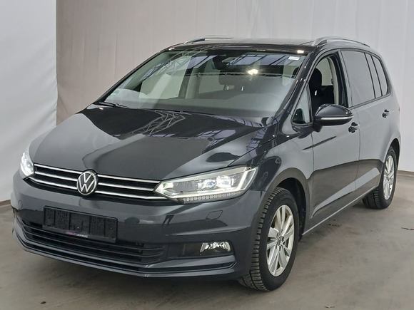 Pogled od napred levo