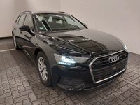 Pogled desno spredaj