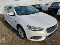 Pogled desno spredaj