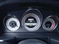 Pogled kombi instrument