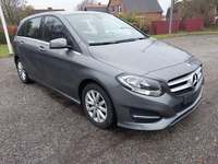 Pogled desno spredaj