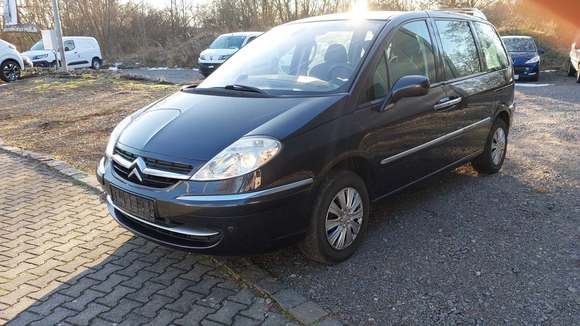 Vista anteriore sinistra