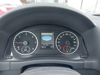 Pogled na kombinovani instrument