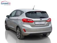 Vista traseira esquerda