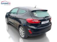 Pogled od pozadi levo