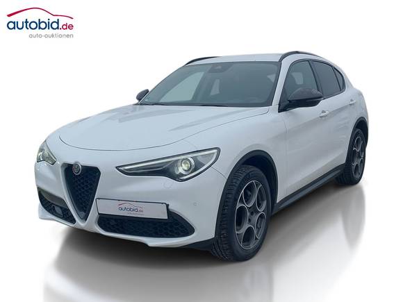 Pogled od napred levo