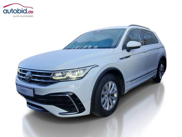 Pogled od napred levo