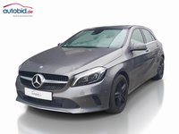 Pogled od napred levo