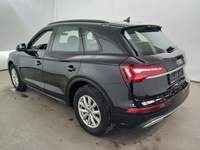 Vaade tagant vasakult