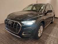 Pogled od napred levo