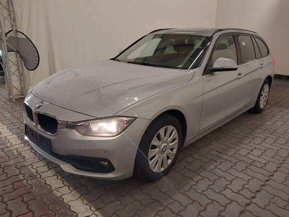 Pogled od napred levo