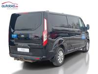 Pogled od pozadi desno