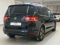 Pogled od pozadi desno