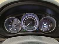 Pogled na kombinovani instrument