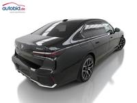 Pogled od pozadi desno