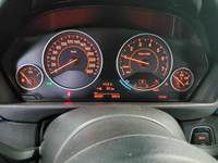 Pogled kombi instrument