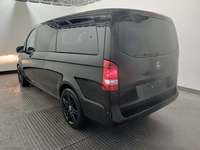 Vista trasera izquierda