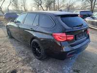 Vaade tagant vasakult