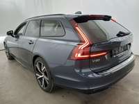 Вид сзади слева