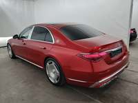 Vaade tagant vasakult