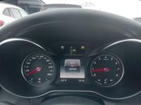 Pohľad na združený prístroj na palubnej doske