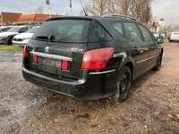 Náhľad zozadu sprava