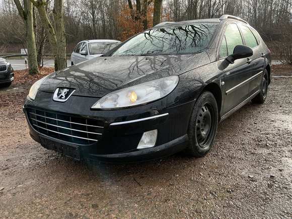 Pogled od napred levo