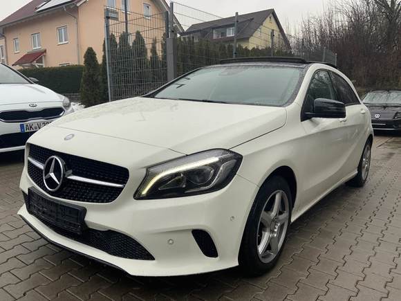 Náhľad spredu zľava