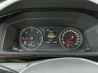 Pohľad na združený prístroj na palubnej doske