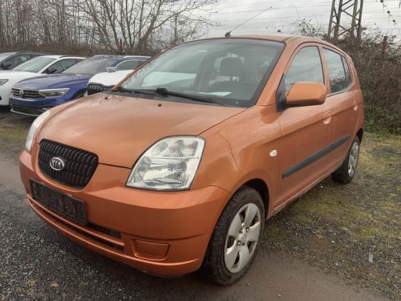 Pogled od napred levo