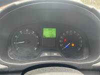 Pohľad na združený prístroj na palubnej doske