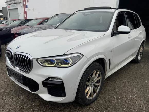 Náhľad spredu zľava