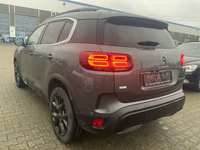 Náhľad zozadu zľava