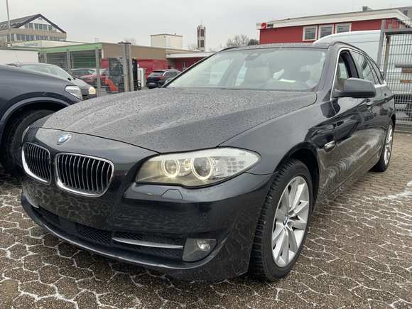 Náhľad spredu zľava