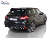 Vista trasera derecha