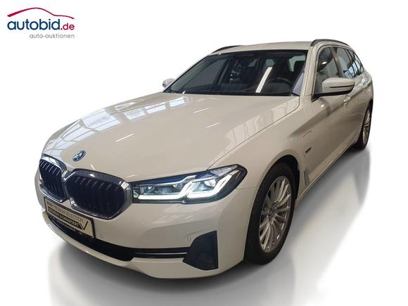 Pogled sprijeda lijevo