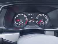 Pohled na přístrojovou desku