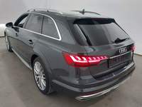 Pogled od pozadi levo