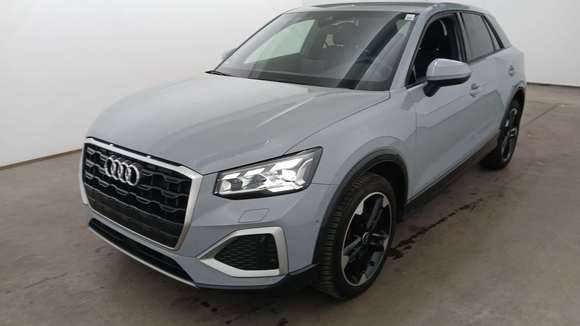 Pogled od napred levo