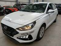 Pogled od napred levo