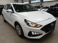 Pogled od napred  desno