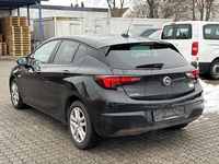 Вид сзади слева