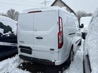 Pogled od pozadi desno