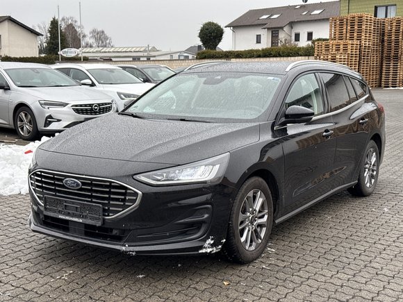 Вид спереди слева