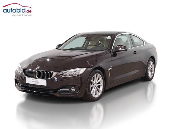 Pogled od napred levo