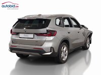 Pogled od pozadi desno