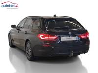 Pogled od pozadi levo